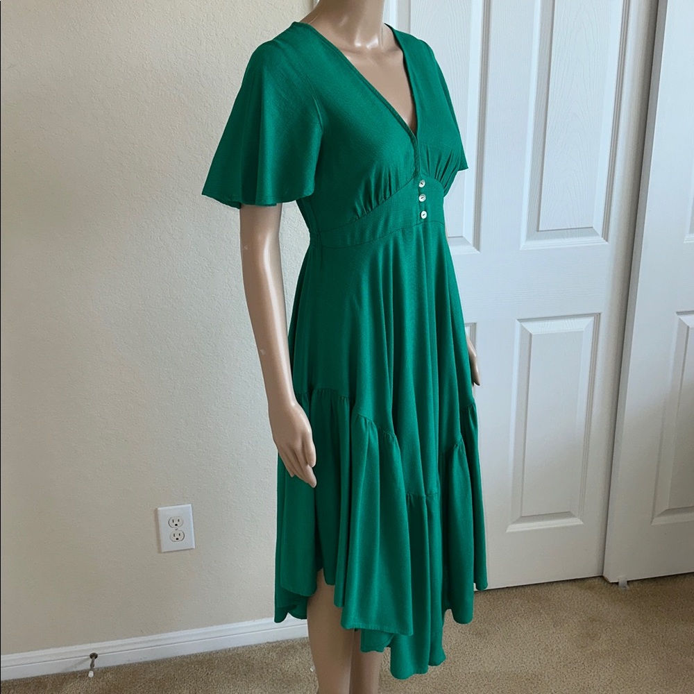 Iris Maxi Green High Low Dress with Button Detail Size 8. - Picture 2 of 16